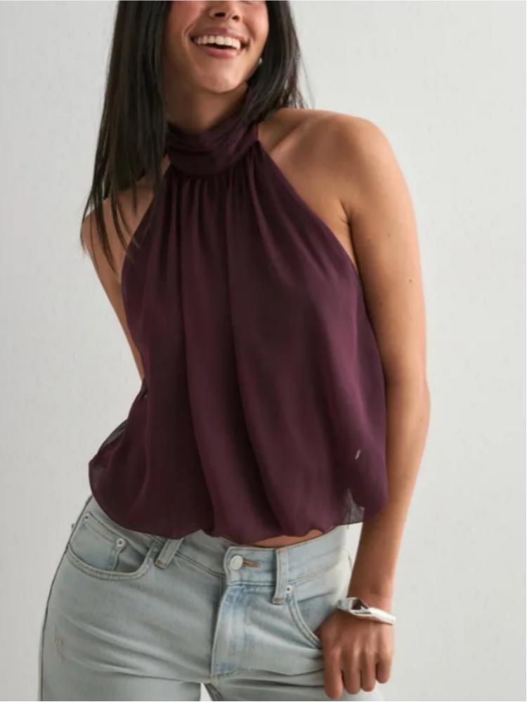 Backless And Neck-hugging Chiffon Top